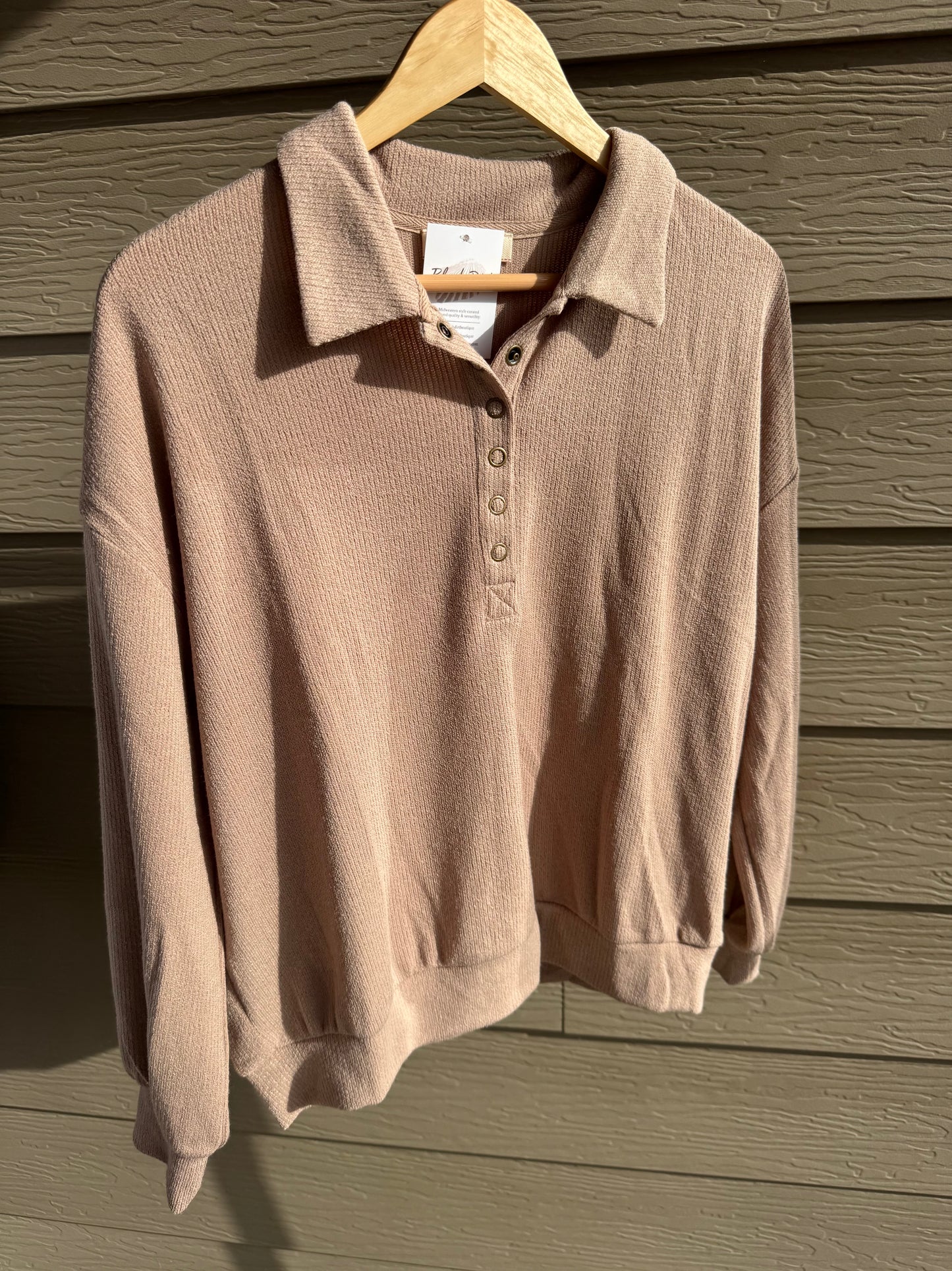 Half Snap Collared Top