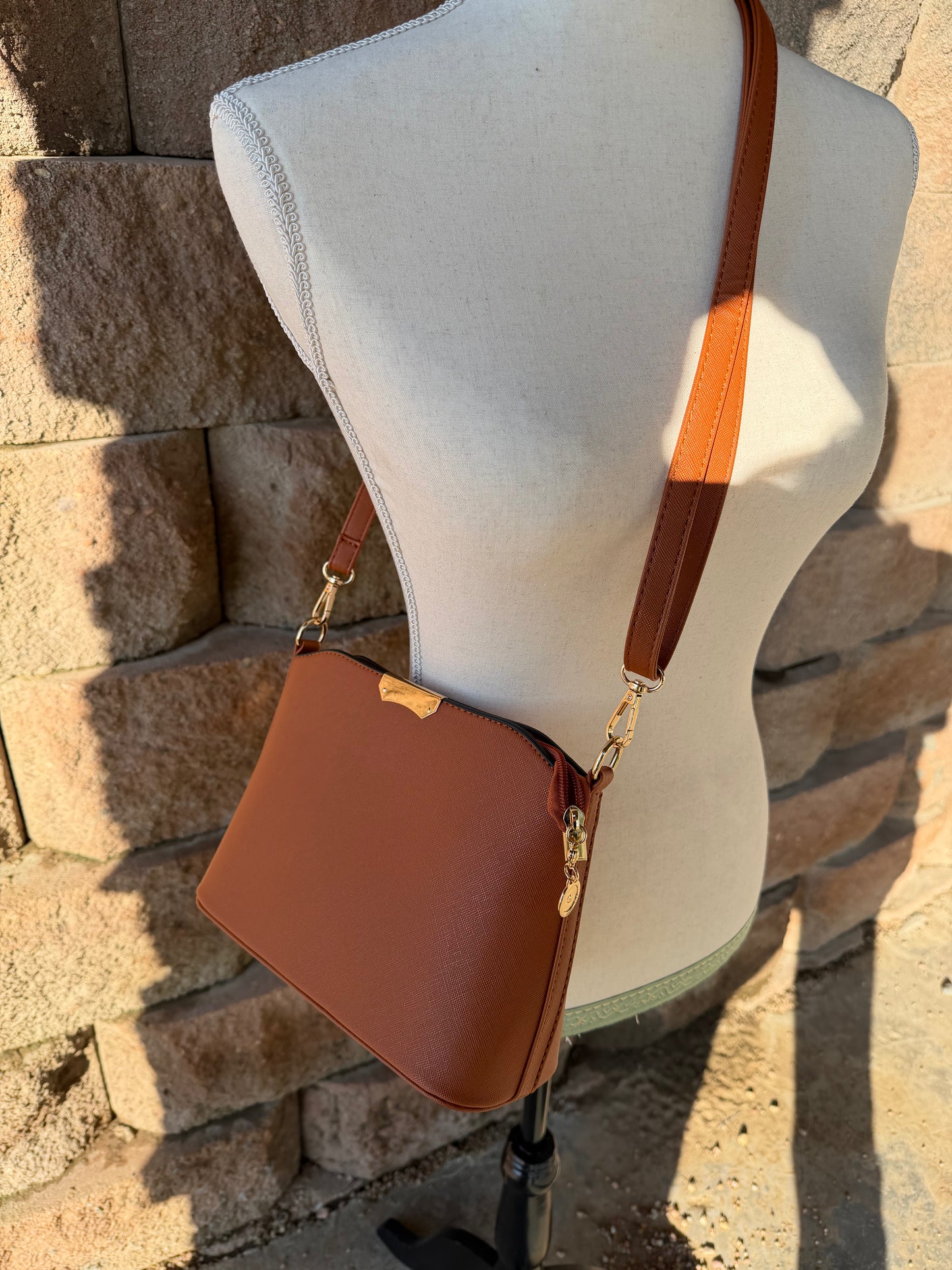 Minimalist Messenger Bag
