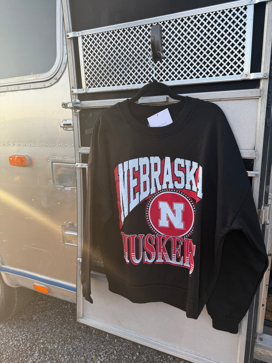 Victory Huskers Crewneck